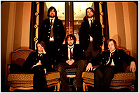iLiKETRAiNS
